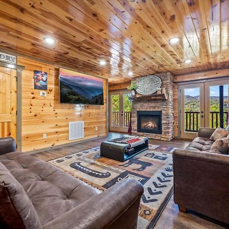Indoor Pool, Volleyball Beach, Mountain View, Luxury Gatlinburg Kültér fotó