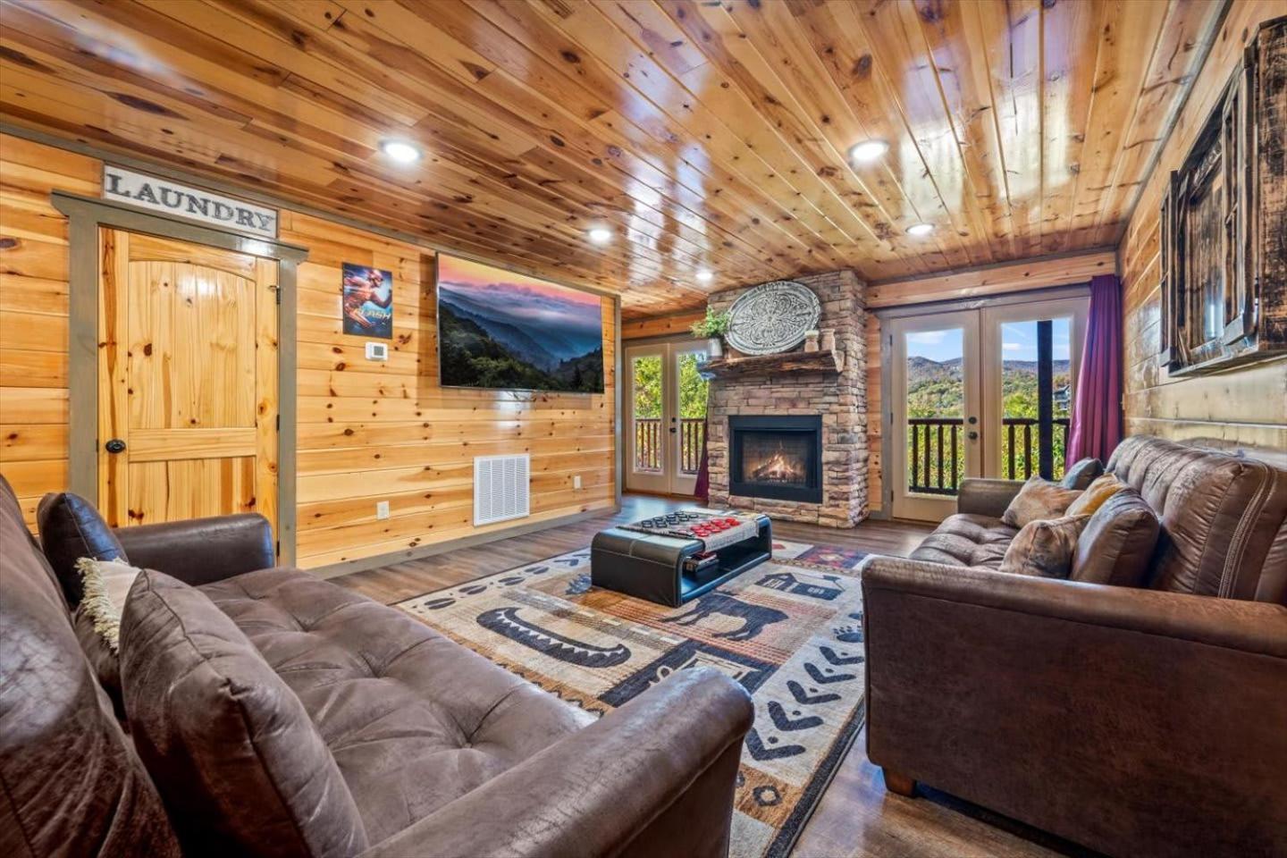 Indoor Pool, Volleyball Beach, Mountain View, Luxury Gatlinburg Kültér fotó