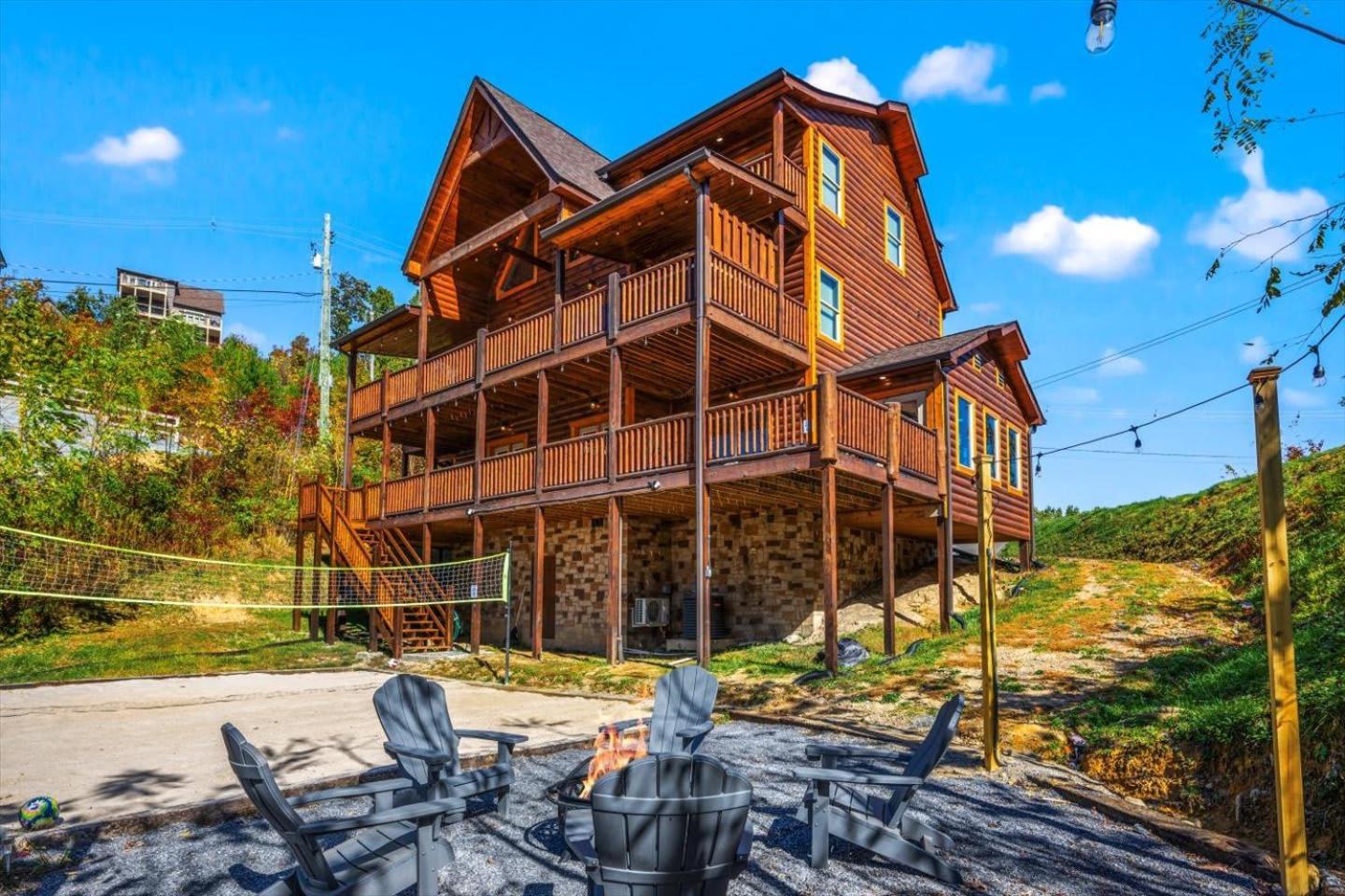 Indoor Pool, Volleyball Beach, Mountain View, Luxury Gatlinburg Kültér fotó