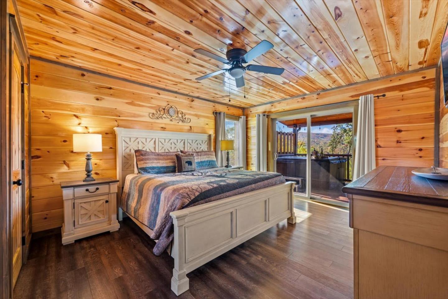 Indoor Pool, Volleyball Beach, Mountain View, Luxury Gatlinburg Kültér fotó