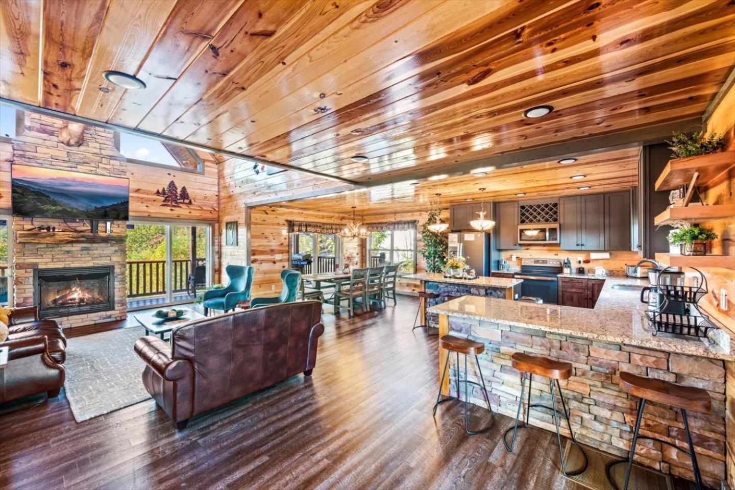 Indoor Pool, Volleyball Beach, Mountain View, Luxury Gatlinburg Kültér fotó