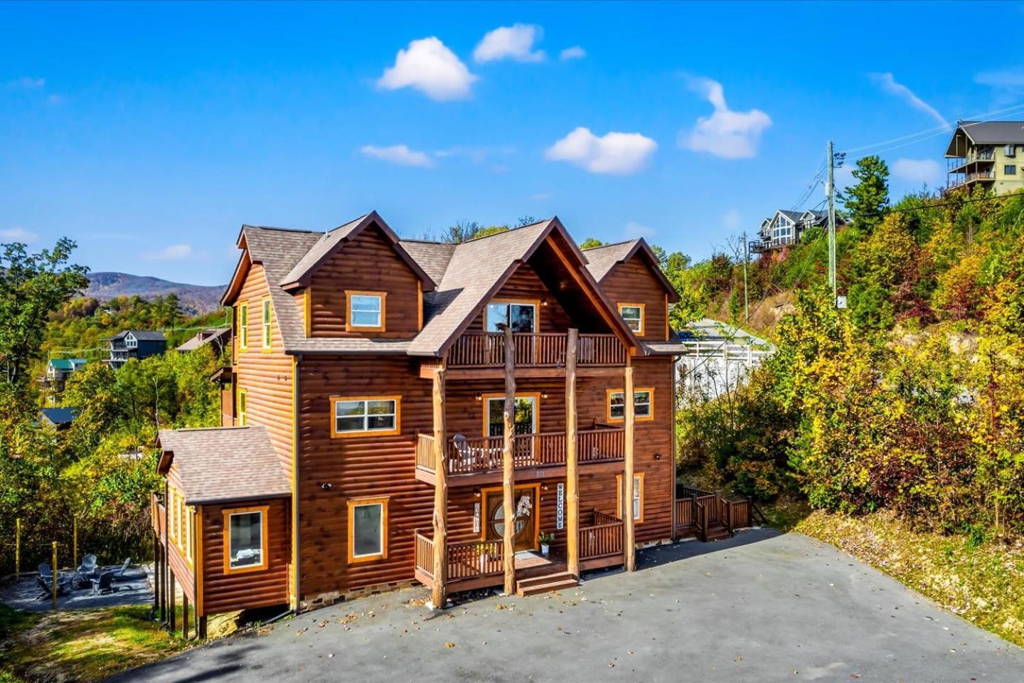 Indoor Pool, Volleyball Beach, Mountain View, Luxury Gatlinburg Kültér fotó